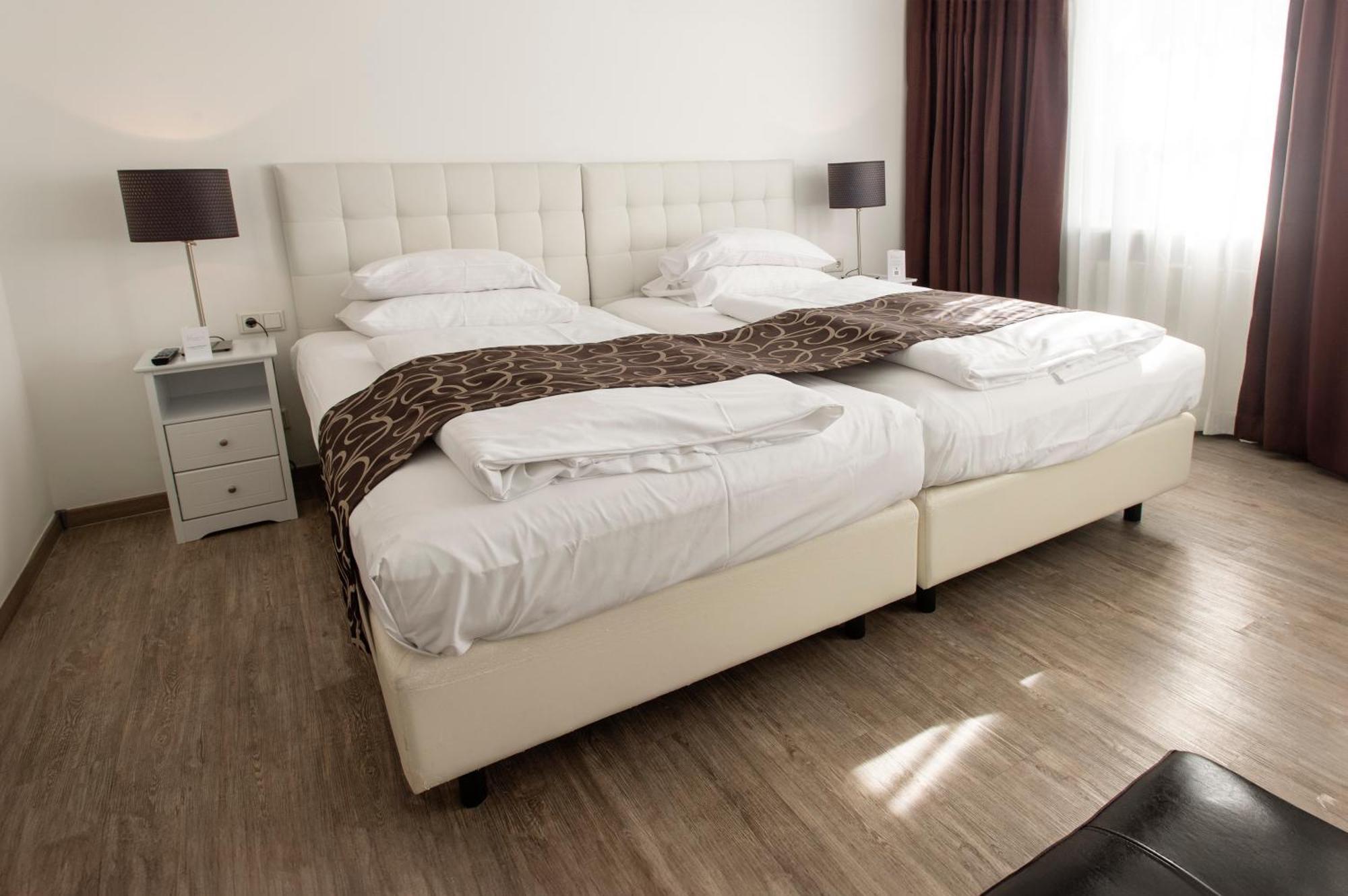 Werners Boutique Hotel Furth Bagian luar foto